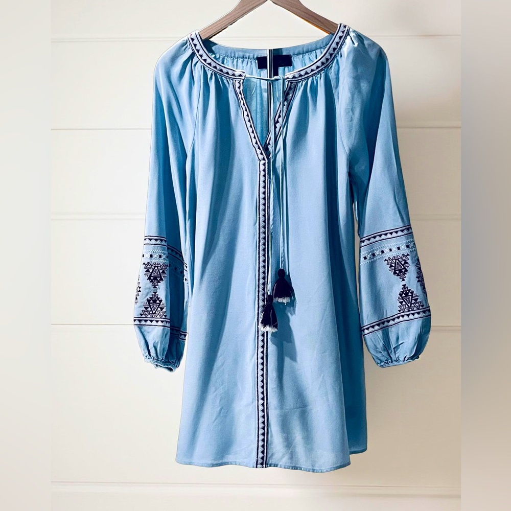 Blue Rain Blue Tunic with Maroon Embroidery Size Medium